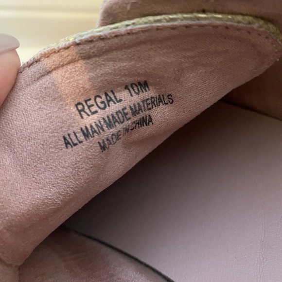 CUSHIONAIRE SIZE 10 - Picture 4 of 5